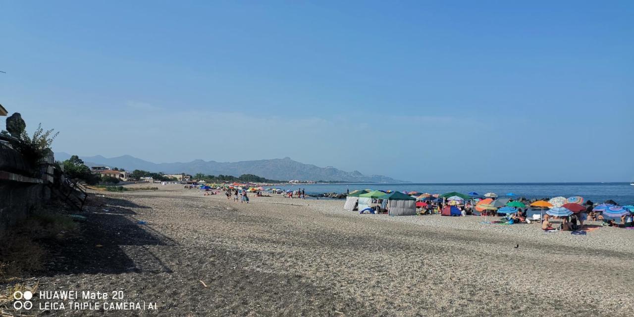 Sea Garden, Fronte Mare Con Piscina Διαμέρισμα Mascali Εξωτερικό φωτογραφία