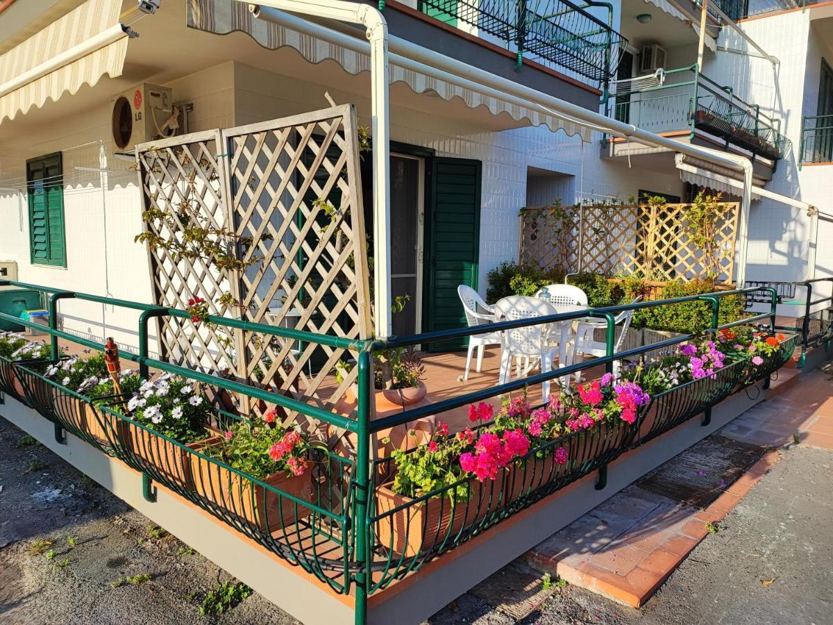 Sea Garden, Fronte Mare Con Piscina Διαμέρισμα Mascali Εξωτερικό φωτογραφία